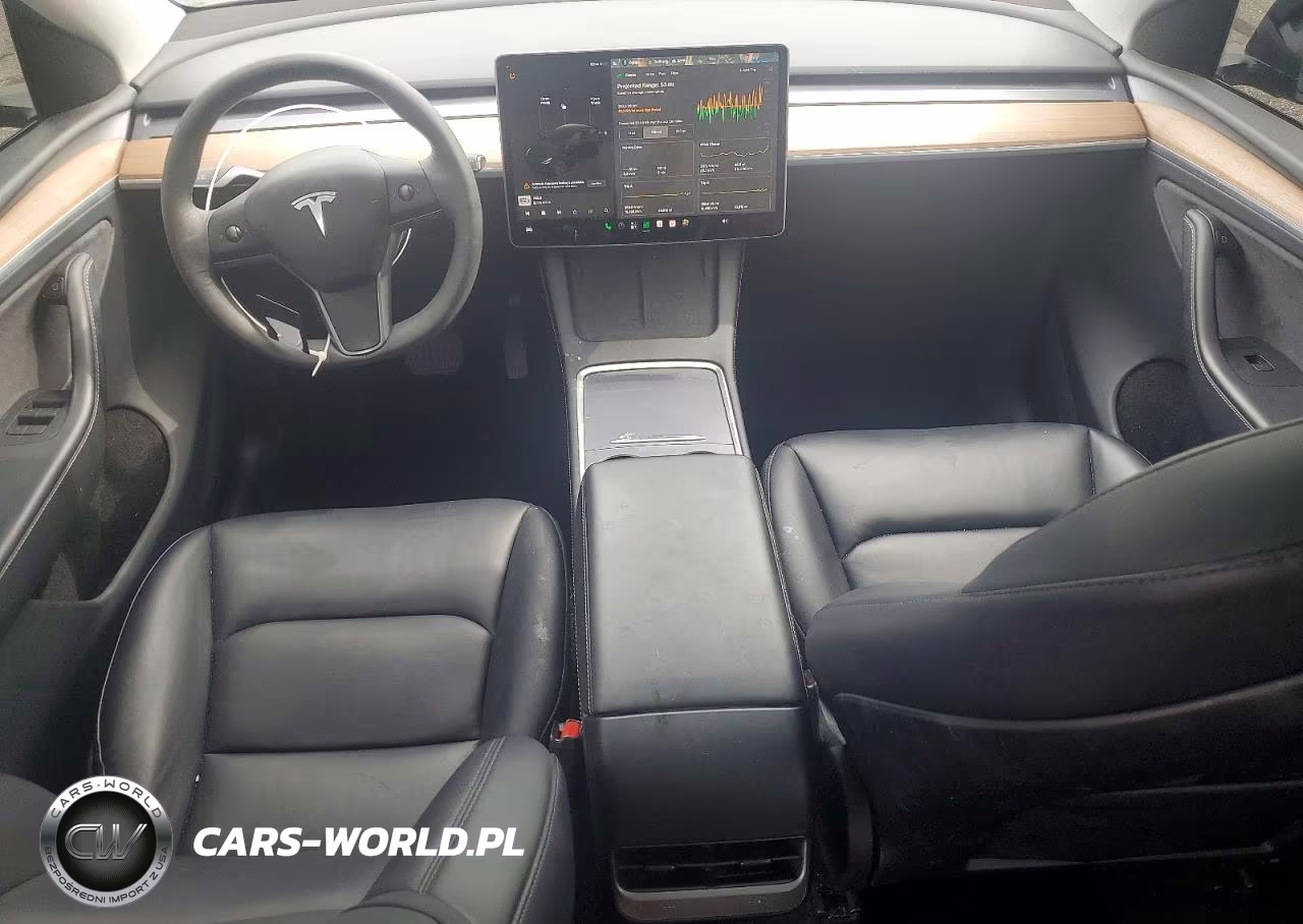 2024 Tesla Model Y VIN:7SAYGDEE5RA306832 - 8
