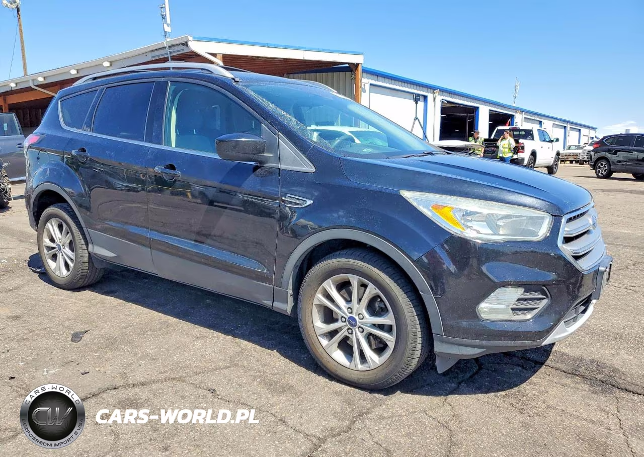 2017 Ford Escape Se VIN:1FMCU9G99HUA95474 - 4
