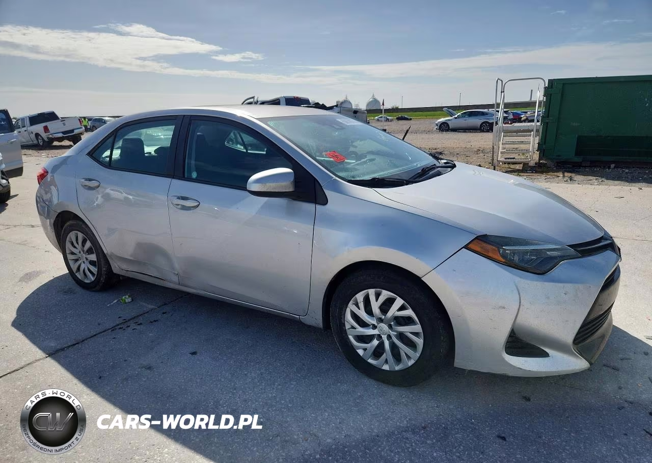 2019 Toyota Corolla Le VIN:2T1BURHE7KC243511 - 4