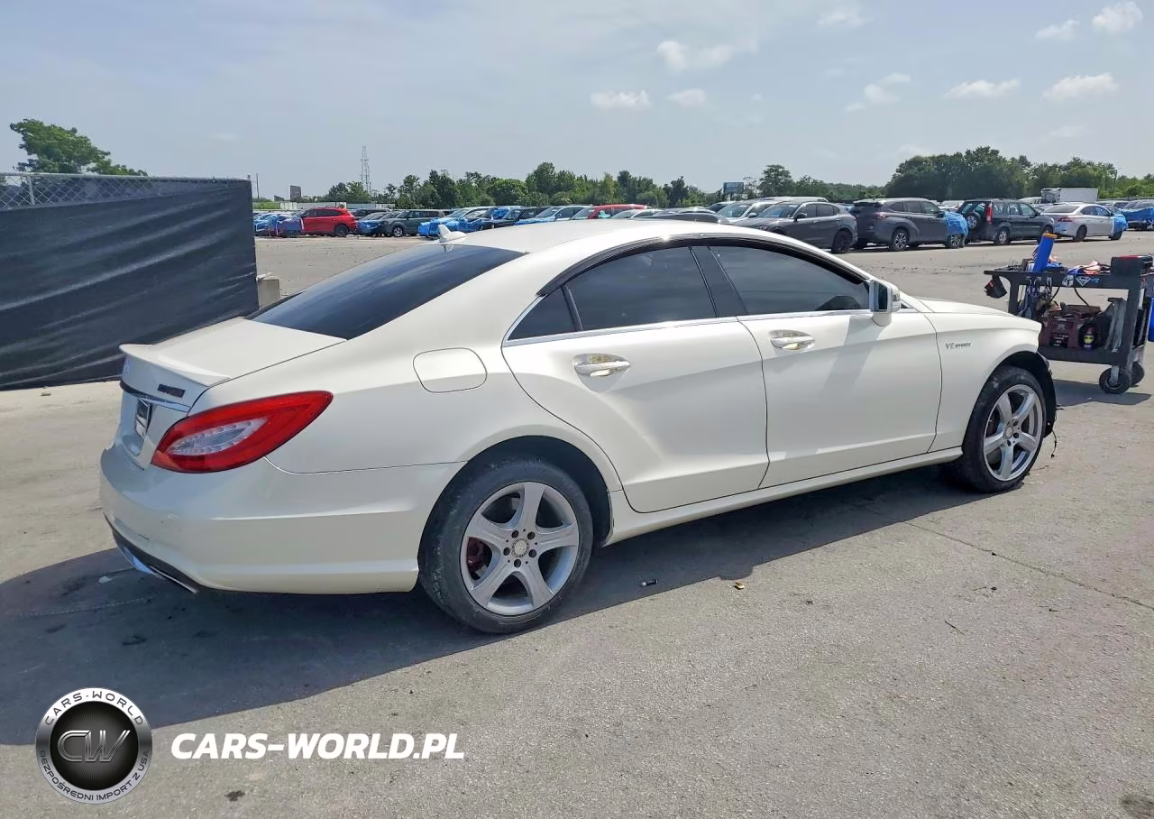 2013 Mercedes-Benz Cls 550 VIN:WDDLJ7DB8DA064453 - 3