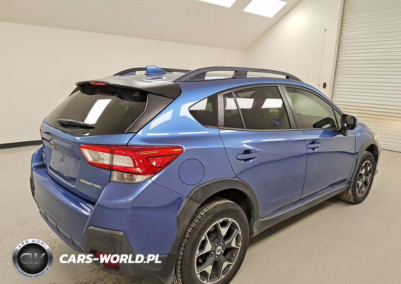 2018 Subaru Crosstrek Premium VIN:JF2GTABCXJH225081 - 3