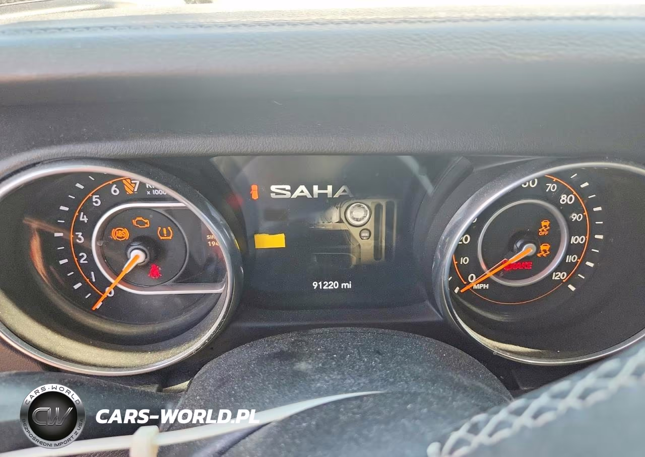 2018 Jeep Wrangler Unlimited Sahara VIN:1C4HJXEG4JW115889 - 9