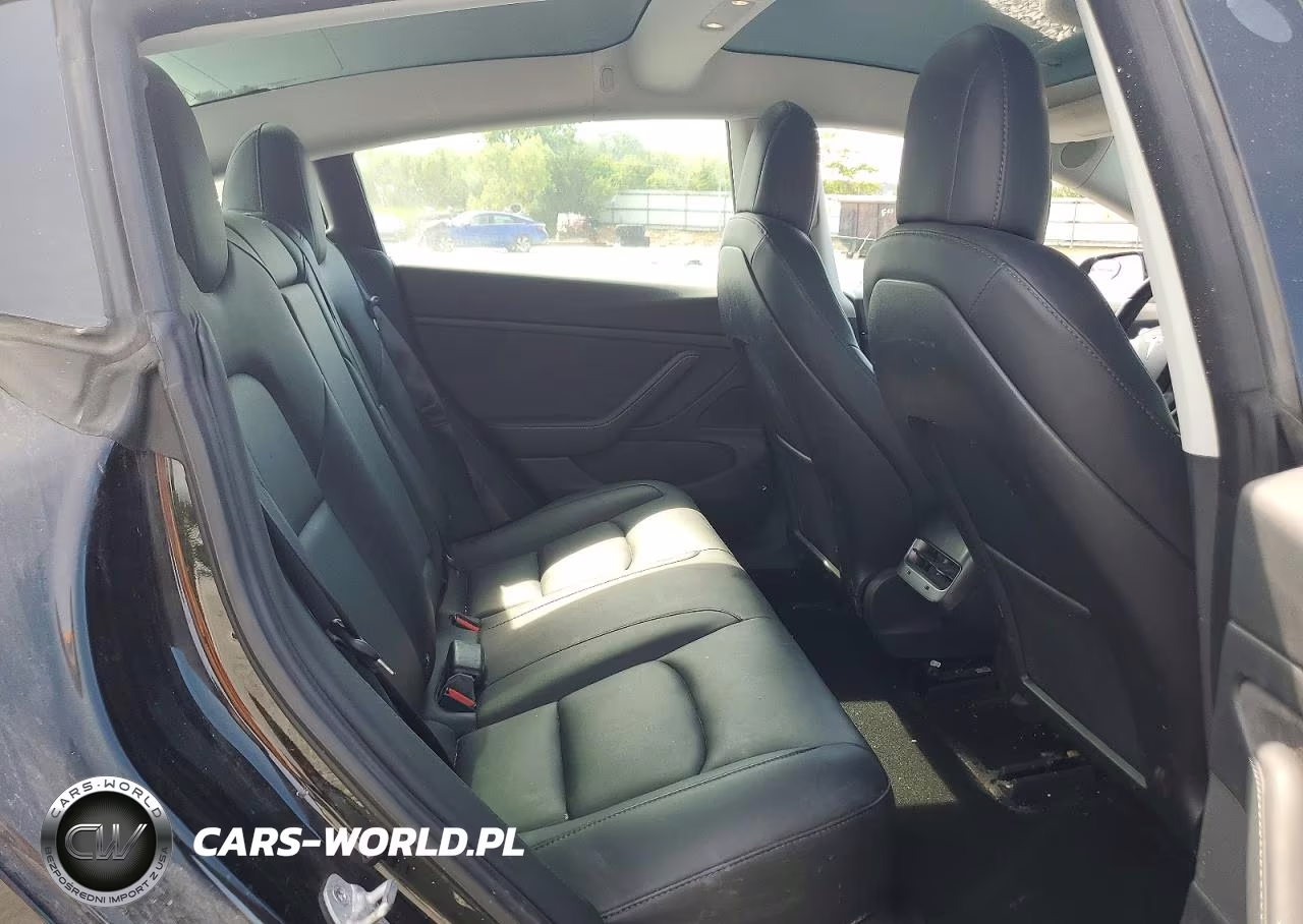 2018 Tesla Model 3 VIN:5YJ3E1EB0JF127252 - 10