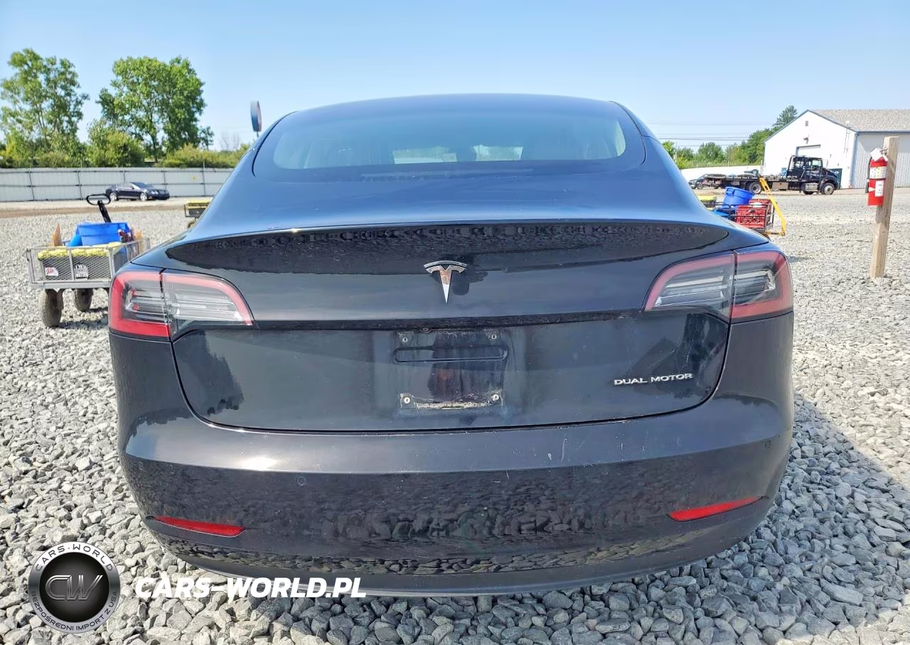 2018 Tesla Model 3 VIN:5YJ3E1EB0JF127252 - 6