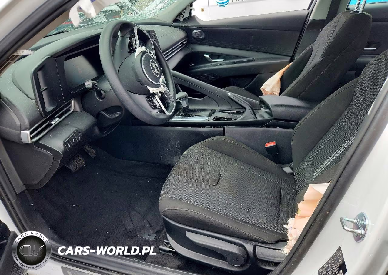 2026 Hyundai Elantra Se VIN:KMHLL4DG2TU142023 - 7