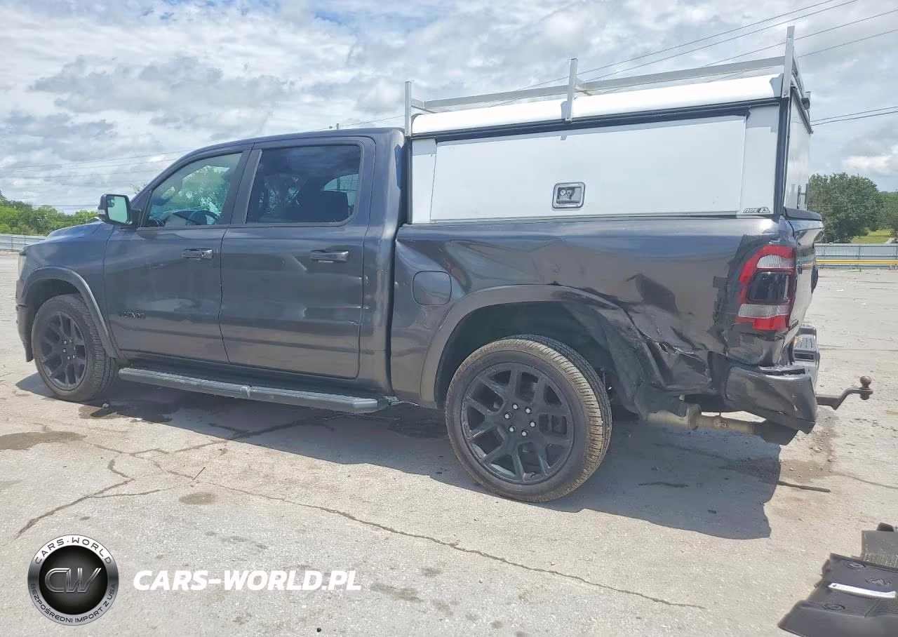 2021 Ram 1500 Laramie VIN:1C6SRFJT5MN733624 - 2