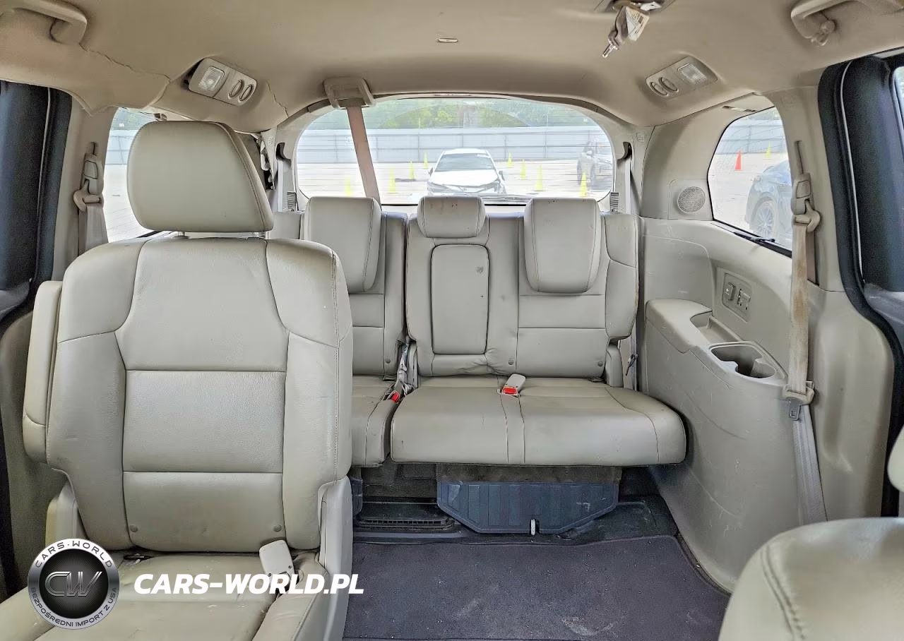 2012 Honda Odyssey Touring VIN:5FNRL5H94CB141075 - 10