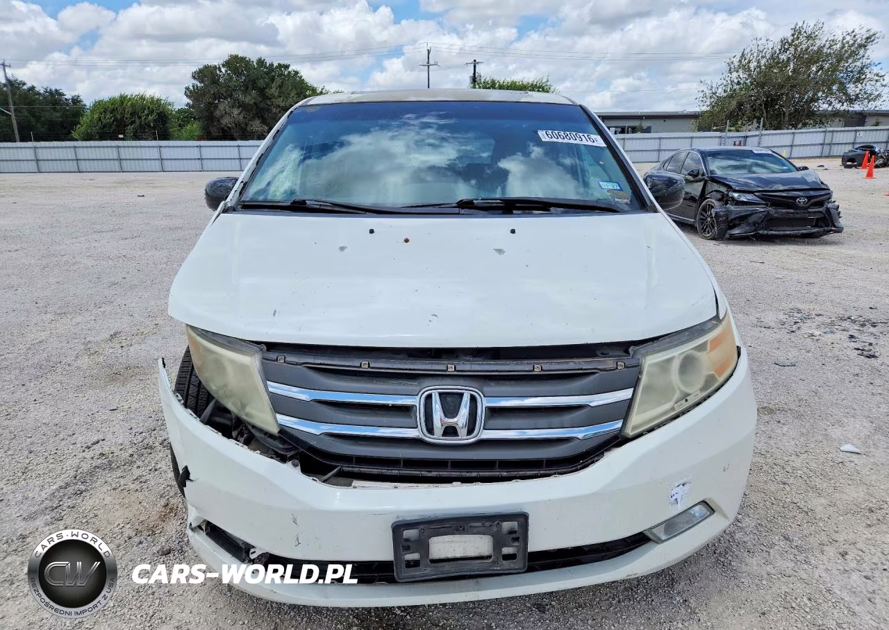 2012 Honda Odyssey Touring VIN:5FNRL5H94CB141075 - 5