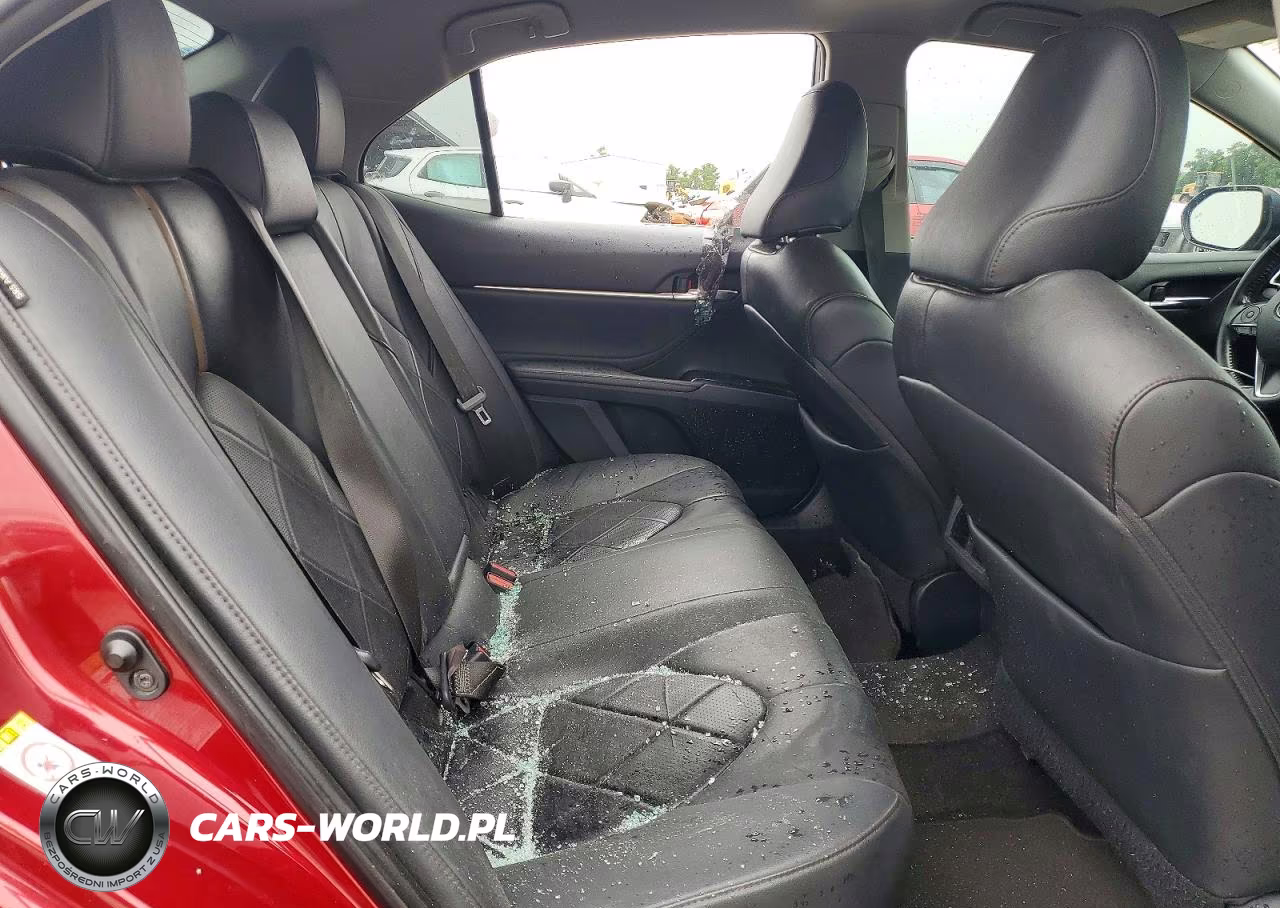 2018 Toyota Camry Xle VIN:4T1B11HK0JU508167 - 10
