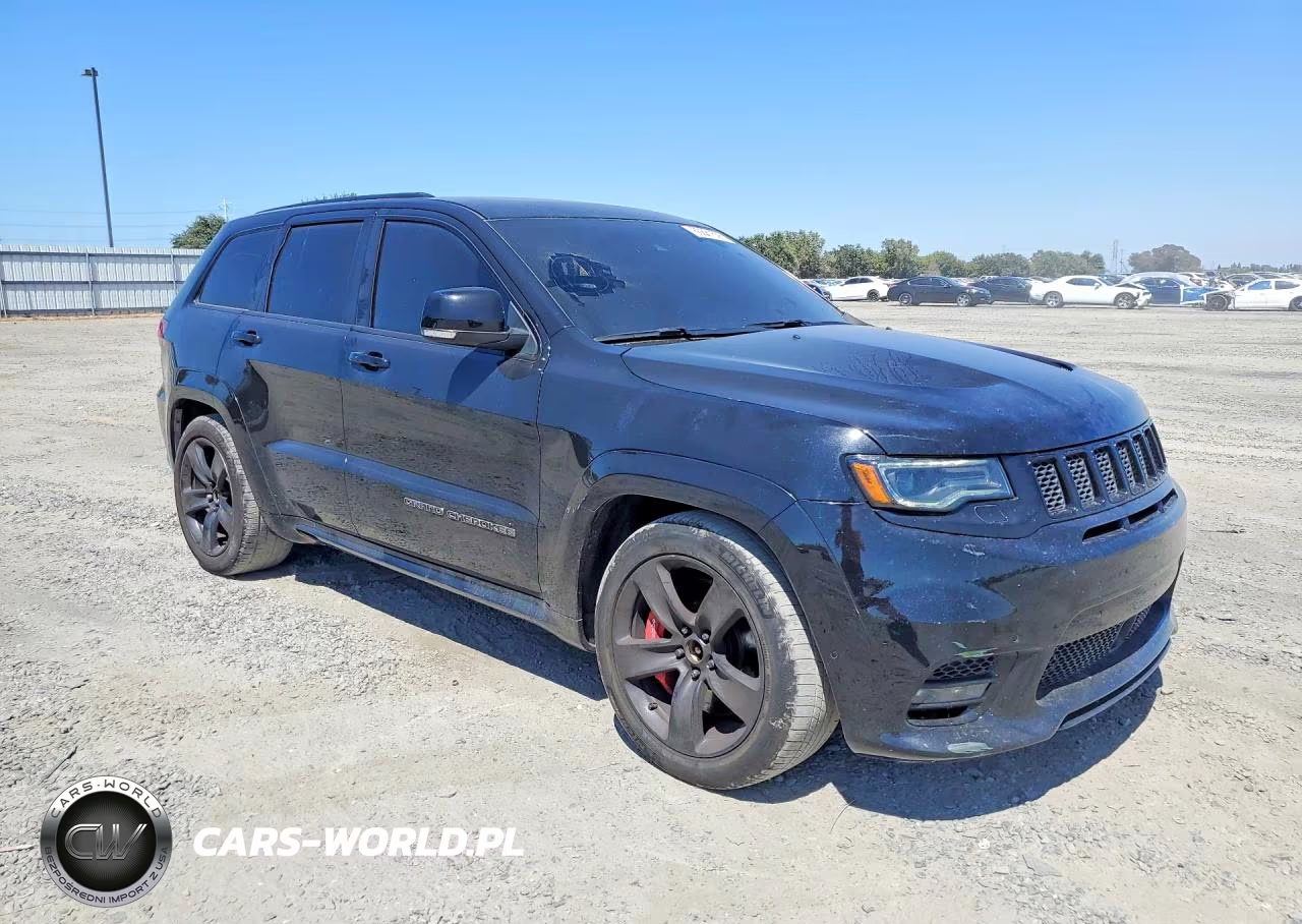 2017 Jeep Grand Cherokee Srt-8 VIN:1C4RJFDJ3HC645438 - 4