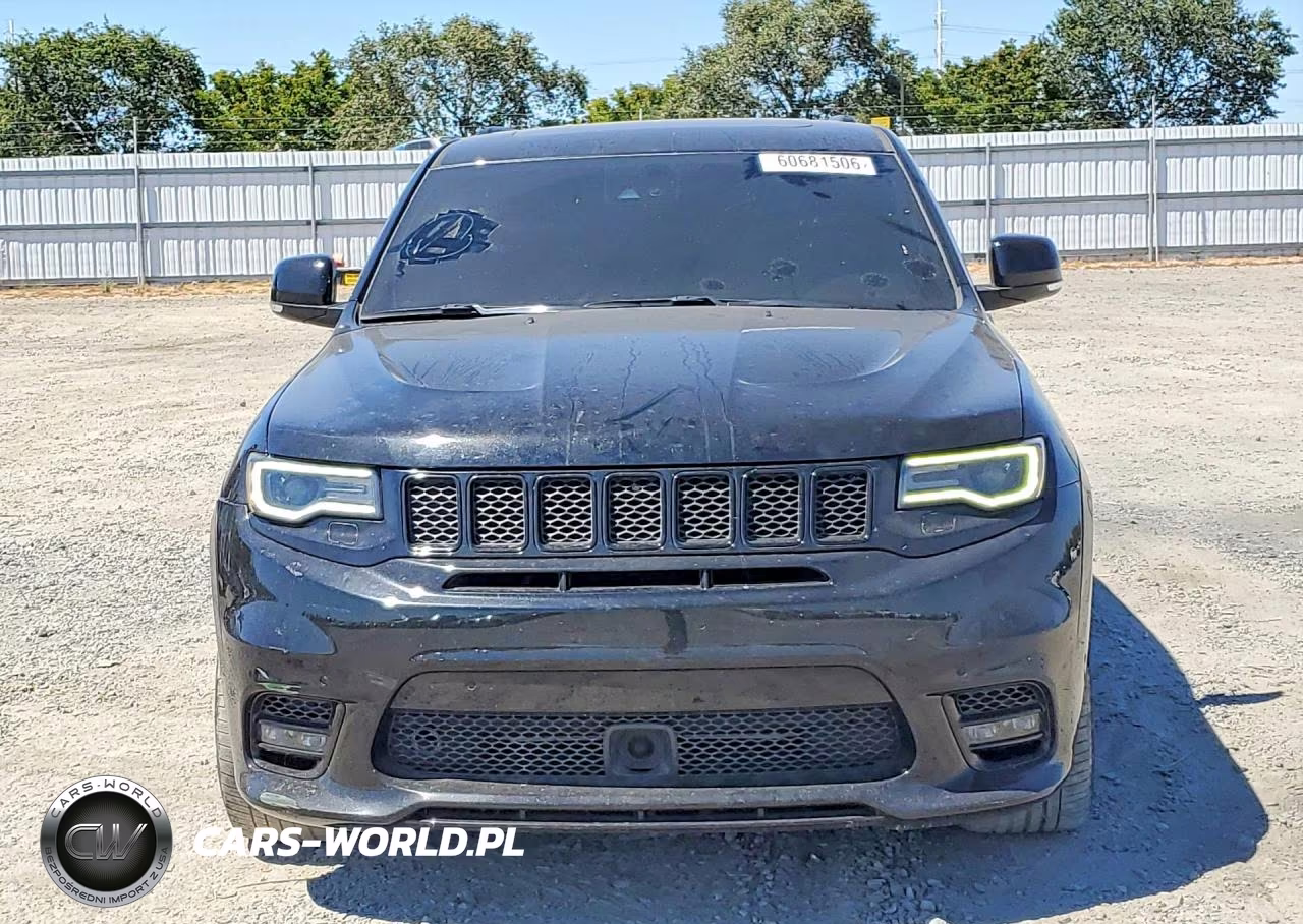 2017 Jeep Grand Cherokee Srt-8 VIN:1C4RJFDJ3HC645438 - 5