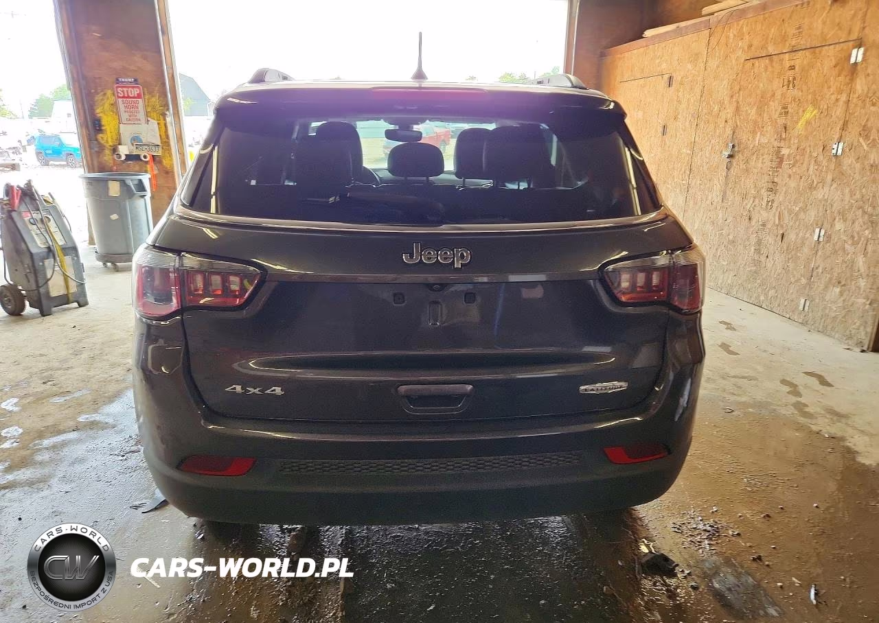 2018 Jeep Compass Latitude VIN:3C4NJDBB8JT162228 - 6