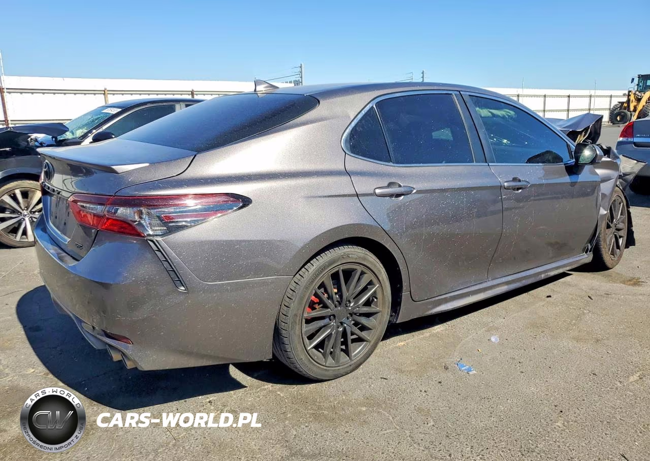 2021 Toyota Camry Se VIN:4T1G11AK3MU513447 - 3