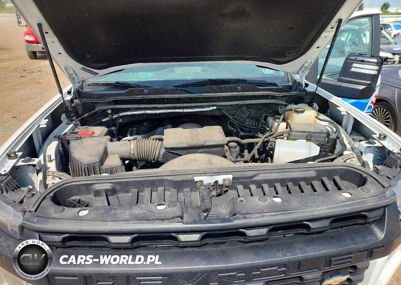 2023 Chevrolet Silverado C3500 VIN:1GB5WRE74PF172932 - 11