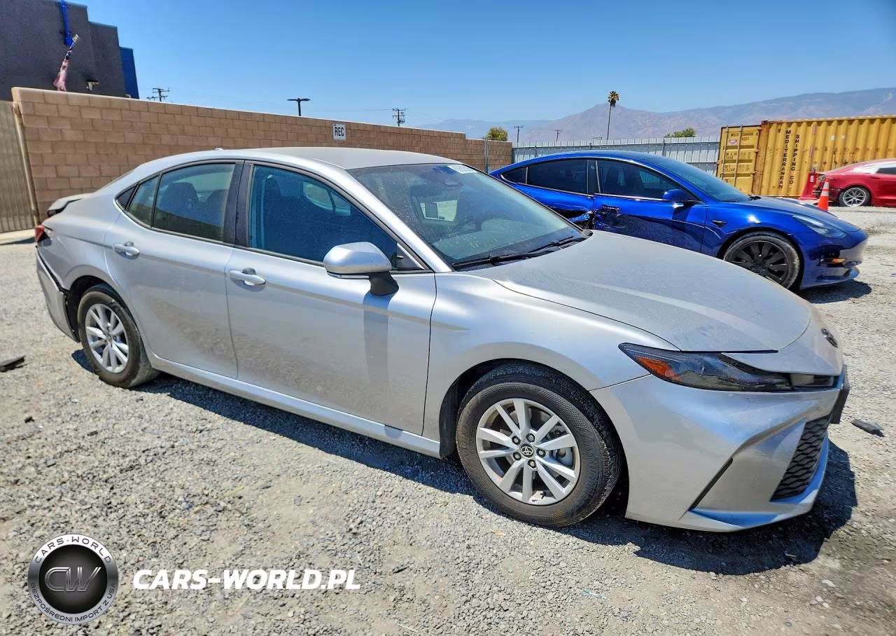 2026 Toyota Camry Le VIN:4T1DAACK2TU227135 - 4