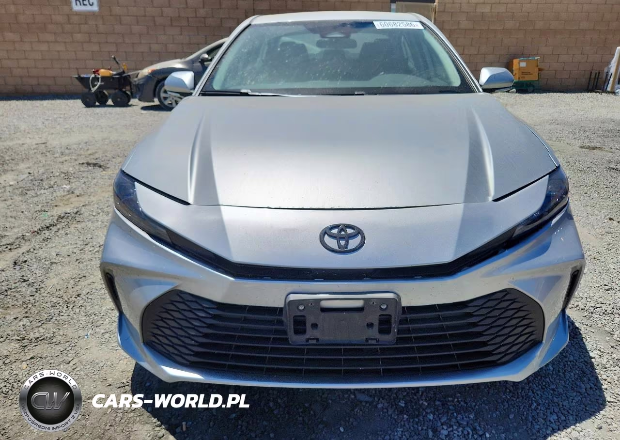 2026 Toyota Camry Le VIN:4T1DAACK2TU227135 - 5