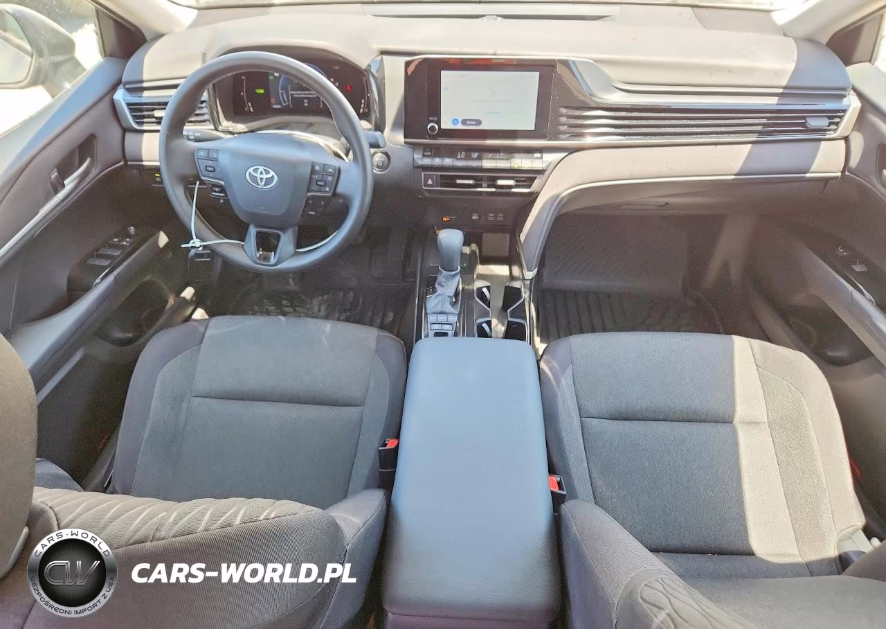 2026 Toyota Camry Le VIN:4T1DAACK2TU227135 - 8