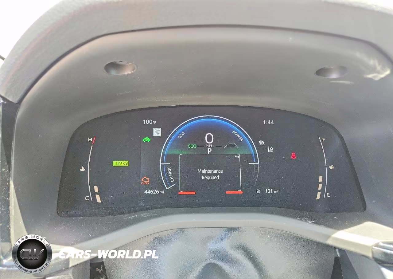 2026 Toyota Camry Le VIN:4T1DAACK2TU227135 - 9