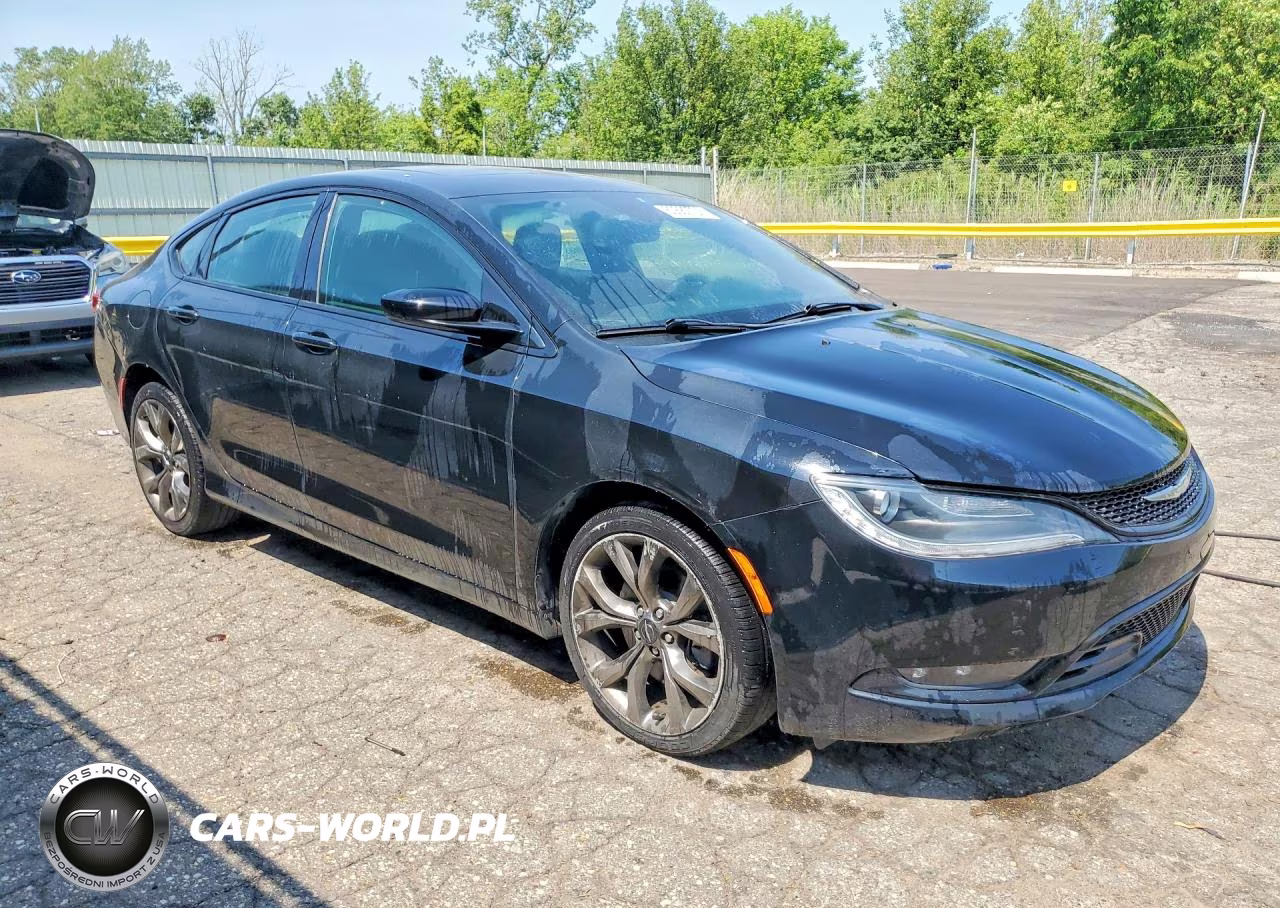 2015 Chrysler 200 S VIN:1C3CCCDG7FN615464 - 4