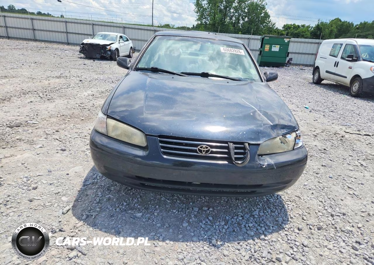 1998 Toyota Camry Le VIN:JT2BG22K0W0185781 - 5