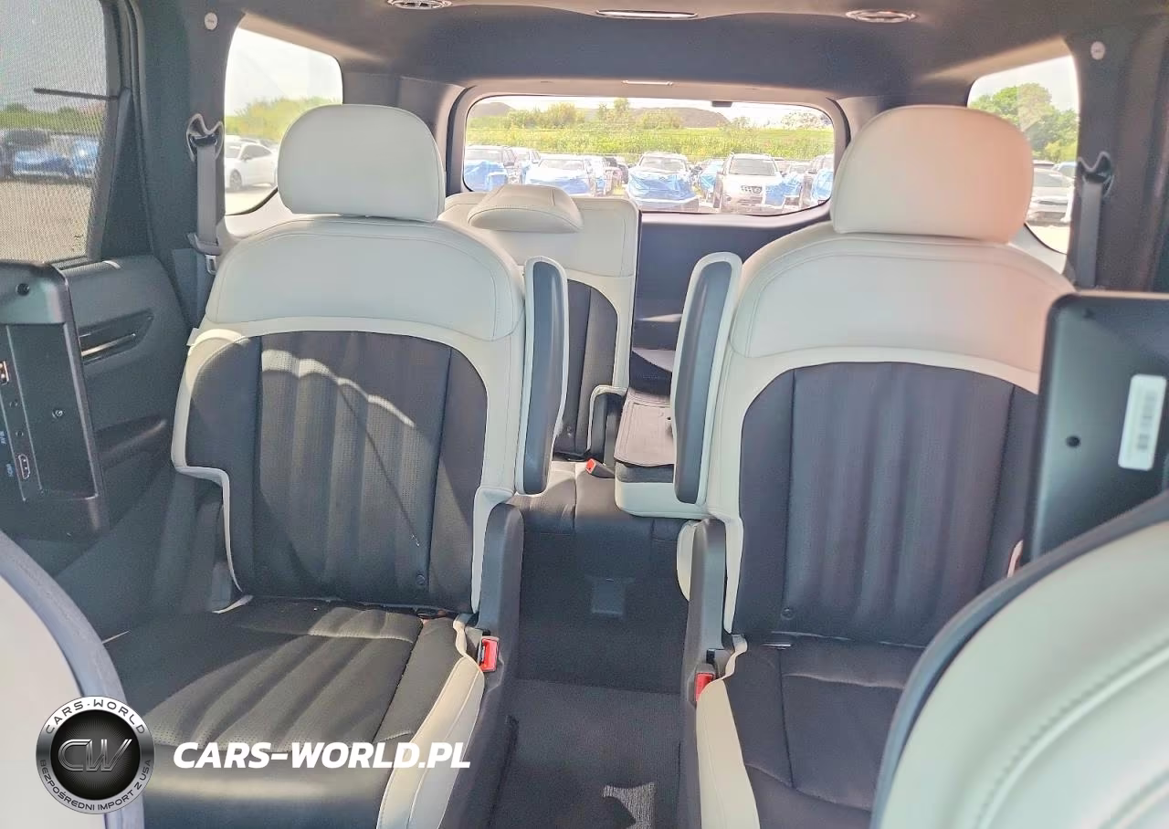 2026 Kia Ev9 Gt Line VIN:5XYAEFS55TG014623 - 10