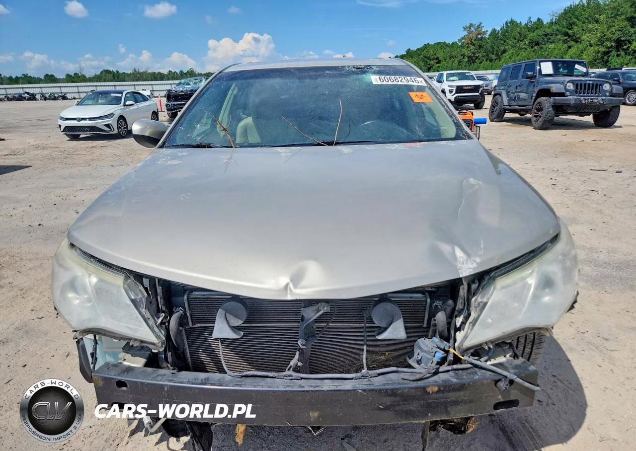 2014 Toyota Camry Hybrid Xle VIN:4T1BD1FKXEU108908 - 5