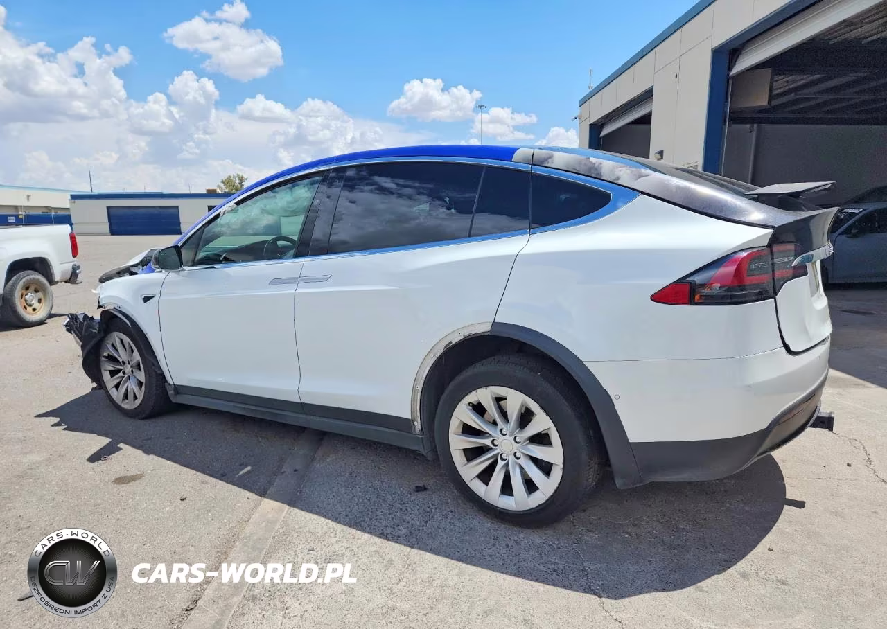 2021 Tesla Model X VIN:5YJXCDE20MF320515 - 2