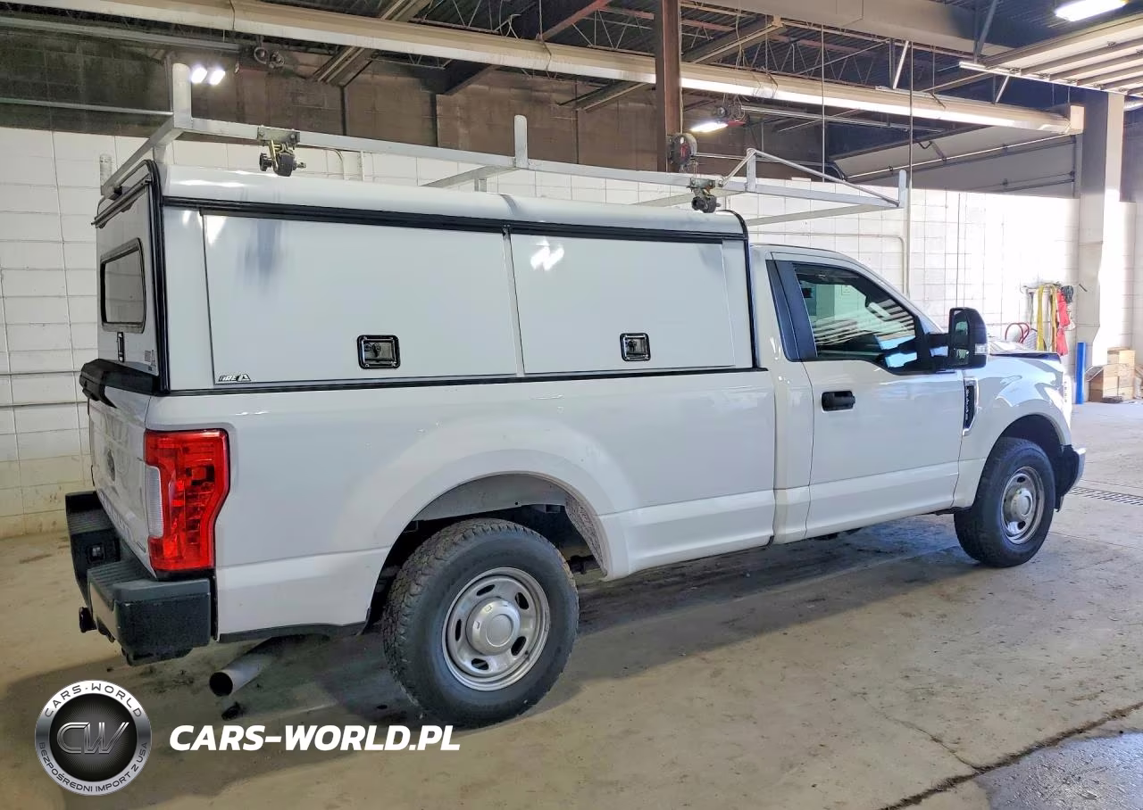 2019 Ford F250 Super Duty VIN:1FTBF2A6XKEF23120 - 3