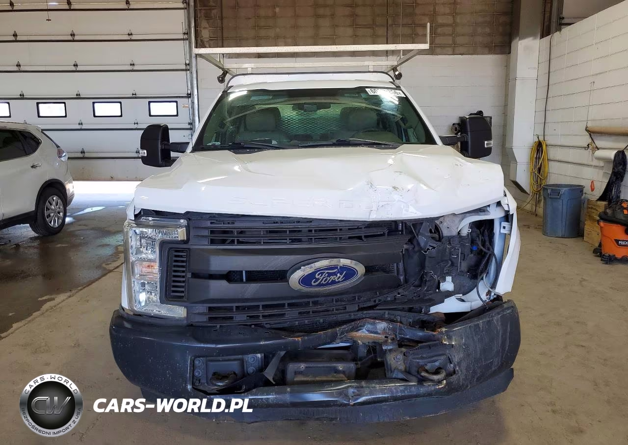 2019 Ford F250 Super Duty VIN:1FTBF2A6XKEF23120 - 5