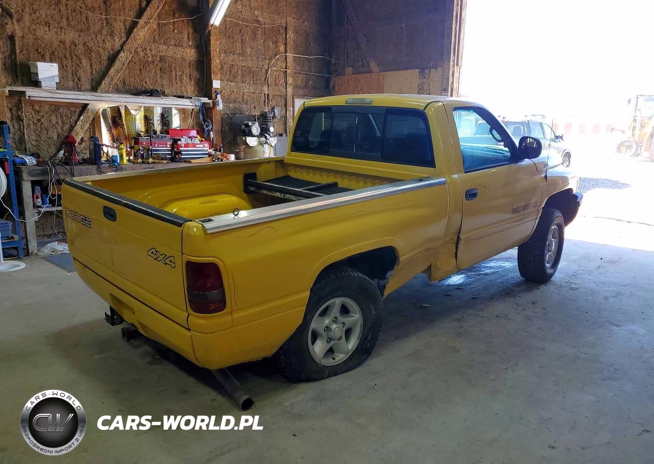 2000 Dodge Ram 1500 VIN:1B7HF16Z6YS542605 - 3