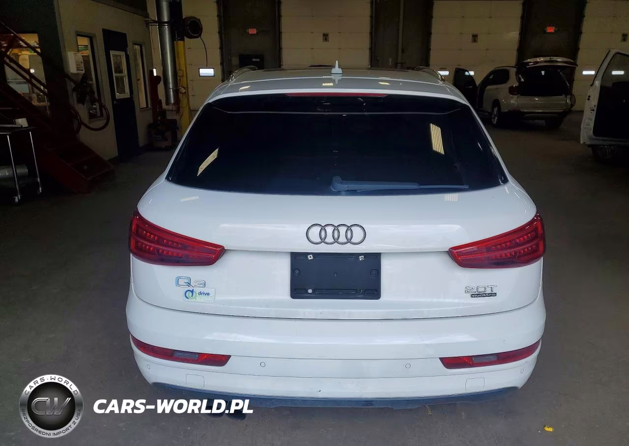 2016 Audi Q3 Premium Plus VIN:WA1EFCFS2GR020331 - 6