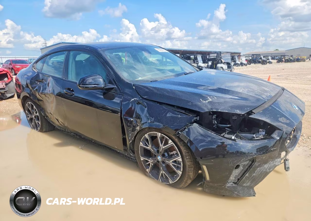 2025 BMW 228Xi VIN:WBA23GG0XS7T16883 - 4