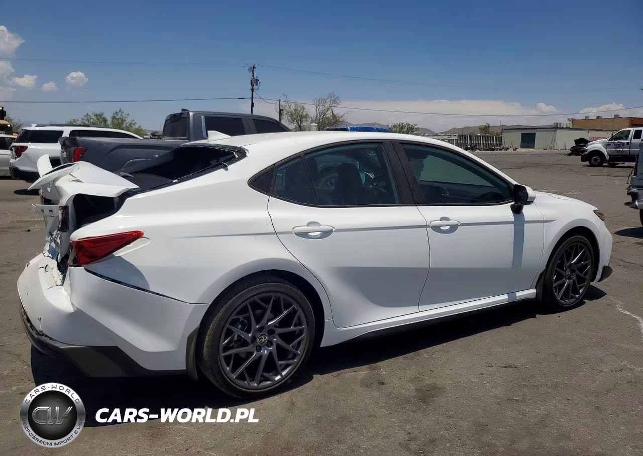 2026 Toyota Camry Se VIN:4T1DAACK2TU214983 - 3