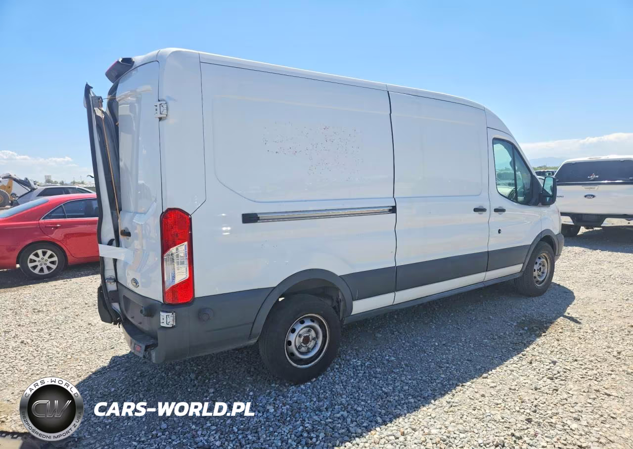 2018 Ford Transit T-250 VIN:1FTYR2CG4JKB14523 - 3