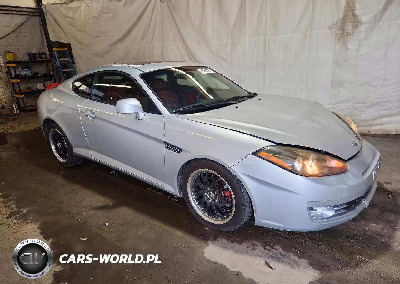 2008 Hyundai Tiburon Gt VIN:KMHHN66FX8U268461 - 4