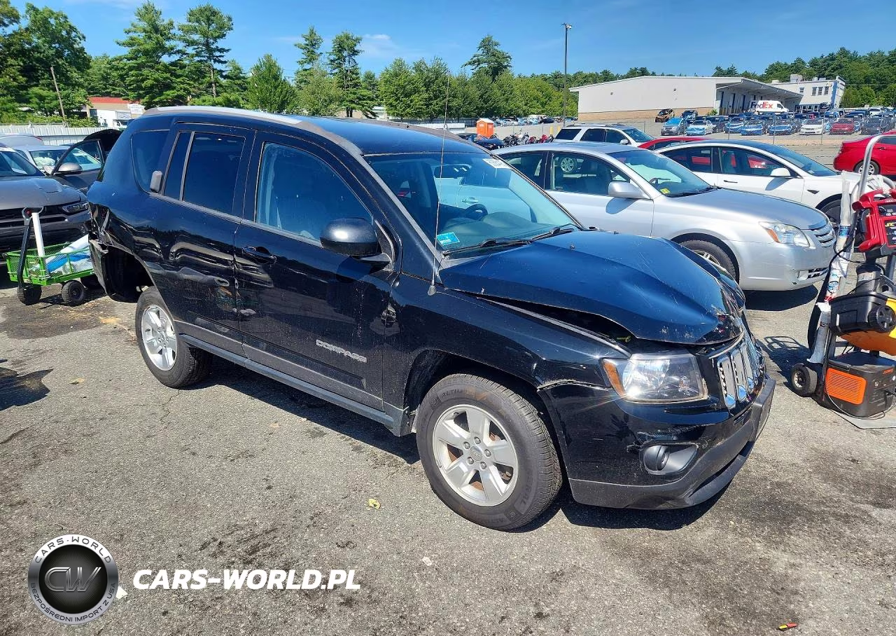 2015 Jeep Compass Sport VIN:1C4NJCBA2FD436716 - 4