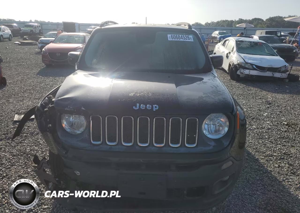 2015 Jeep Renegade Latitude VIN:ZACCJABT7FPB87702 - 5