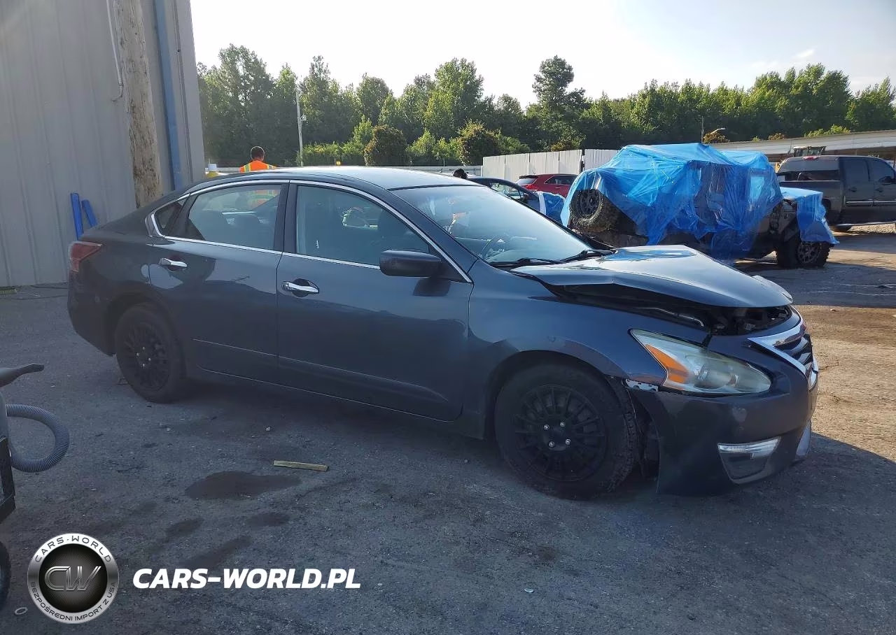 2013 Nissan Altima VIN:1N4AL3AP5DC285765 - 4