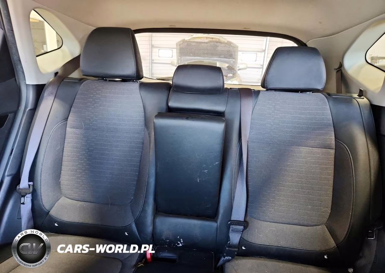 2023 Kia Seltos S VIN:KNDEU2AA2P7357971 - 10
