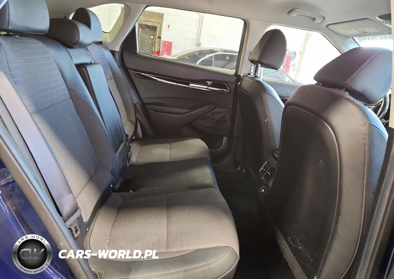 2023 Kia Seltos S VIN:KNDEU2AA2P7357971 - 11