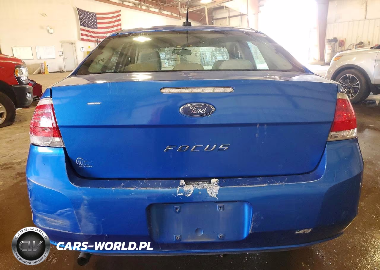 2011 Ford Focus S VIN:1FAHP3EN0BW145596 - 6