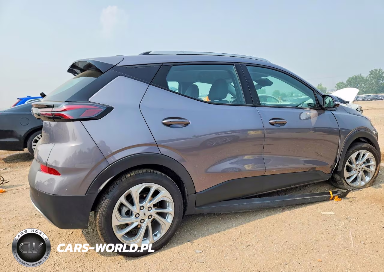 2023 Chevrolet Bolt Euv Lt VIN:1G1FY6S02P4152490 - 3