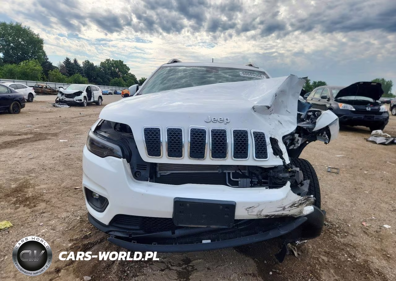 2019 Jeep Cherokee Latitude VIN:1C4PJMCB7KD158301 - 5