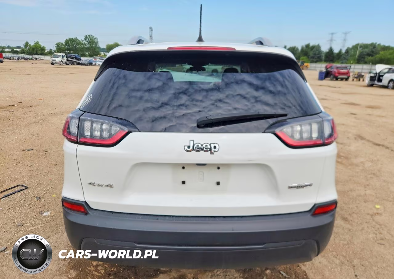 2019 Jeep Cherokee Latitude VIN:1C4PJMCB7KD158301 - 6