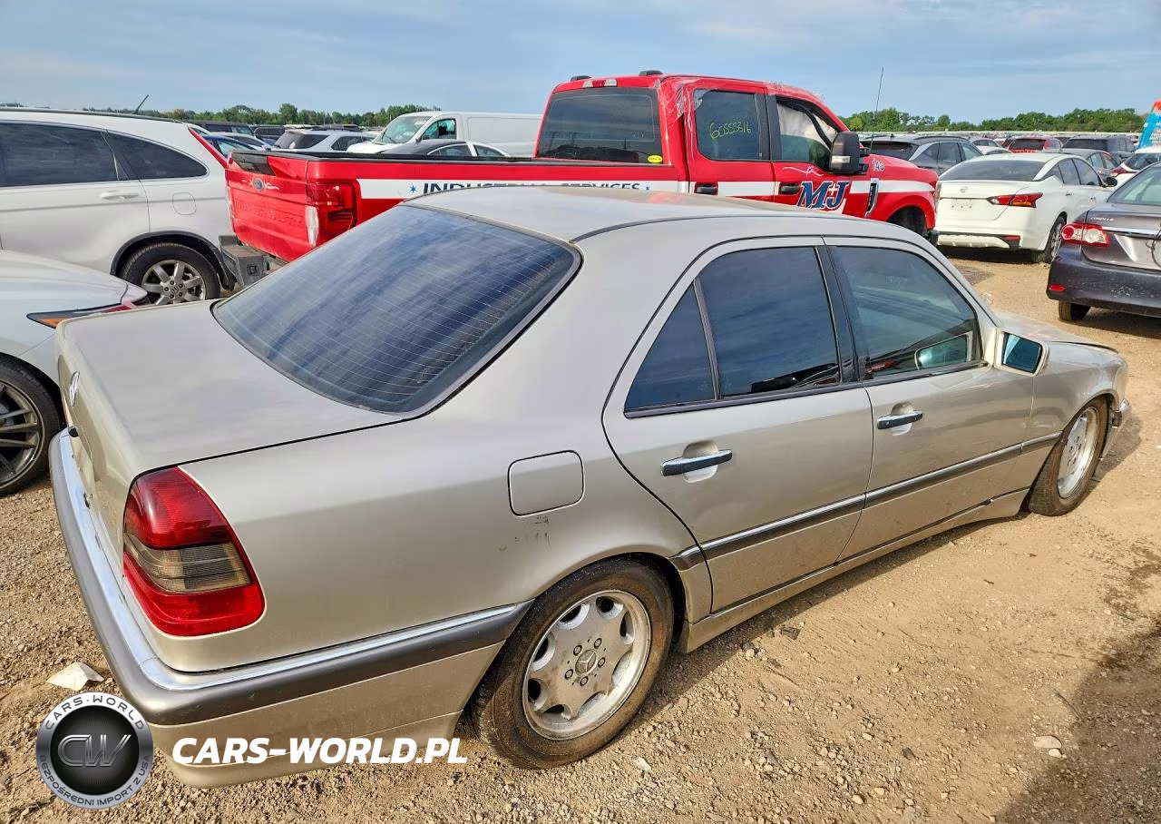 1999 Mercedes-Benz 280C VIN:WDBHA29G0XA725841 - 3