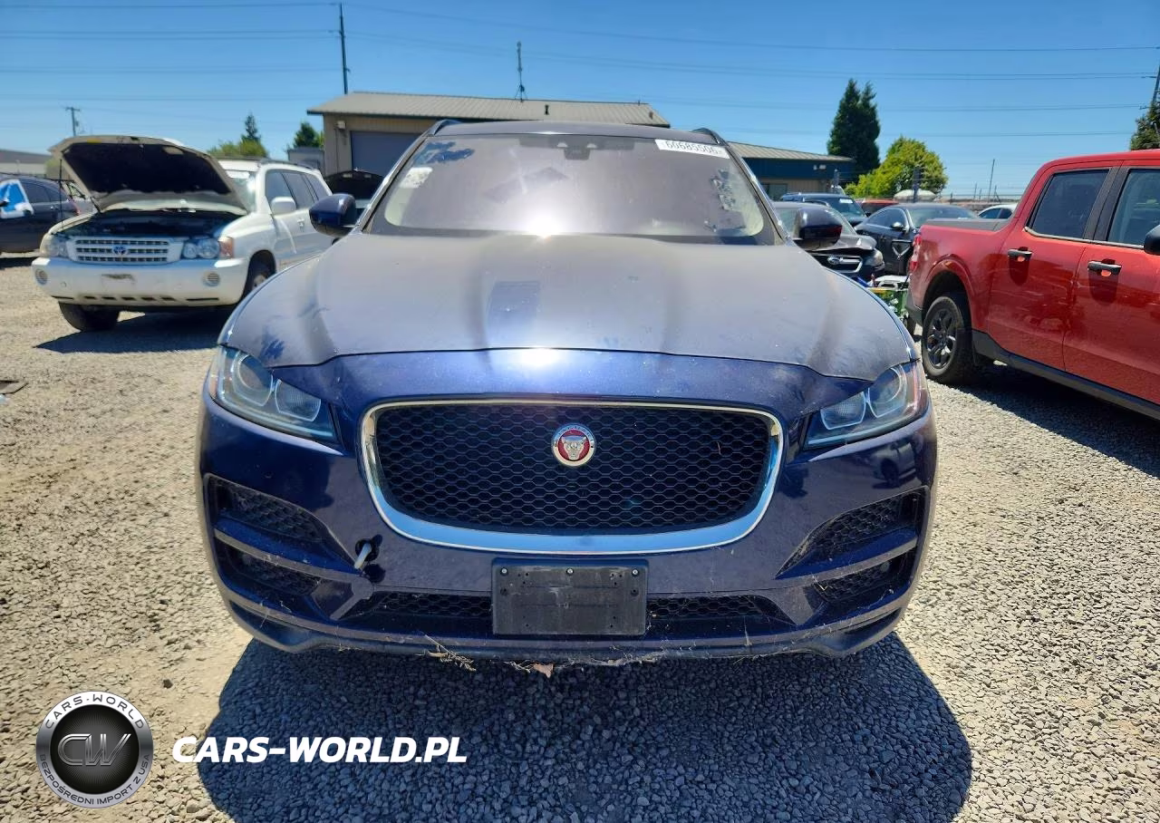 2018 Jaguar F-Pace Premium VIN:SADCJ2FN7JA279018 - 5