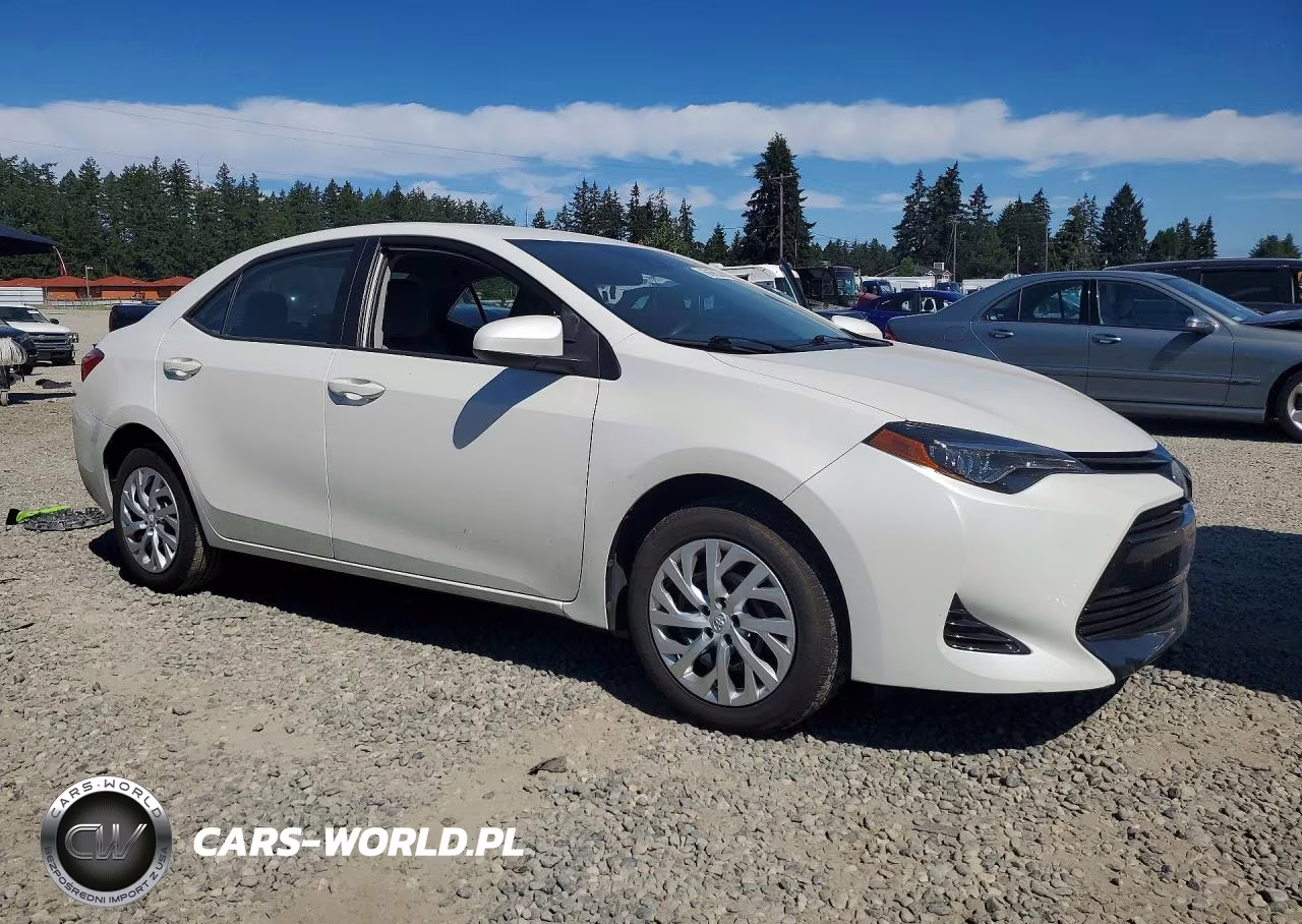 2019 Toyota Corolla Le VIN:5YFBURHE4KP864530 - 4