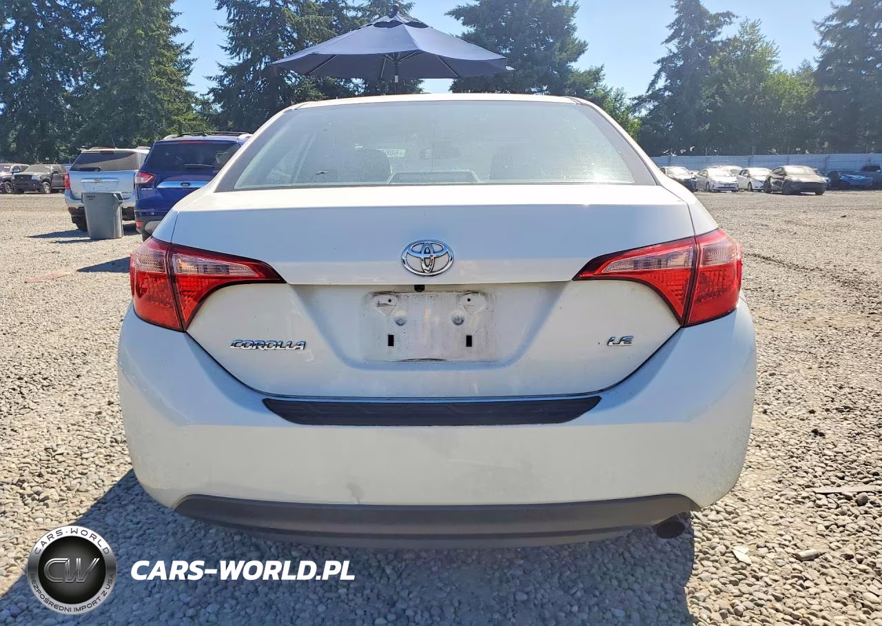 2019 Toyota Corolla Le VIN:5YFBURHE4KP864530 - 6