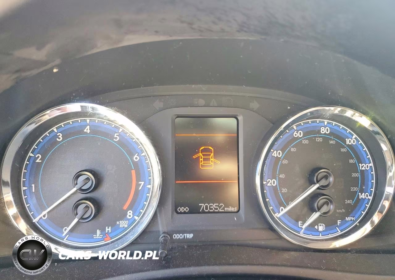 2019 Toyota Corolla Le VIN:5YFBURHE4KP864530 - 9