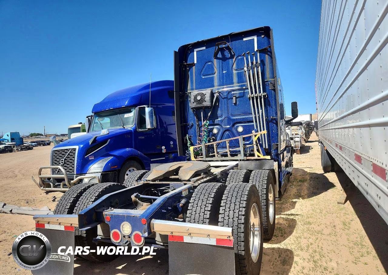 2021 Freightliner Cascadia 126 Semi Truck VIN:1FUJHHDR0MLMA3263 - 4